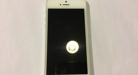 Good
													Apple iPhone 5 - Unlocked, White, 32 GB, A1428, photo 4 of 12