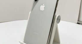Fair
													Apple iPhone Xs - Unlocked, Silver, 256 GB, A1920, photo 3 of 8