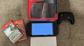 Mint
													Nintendo Switch 2 - Red & Blue, Standard, photo 1 of 10
