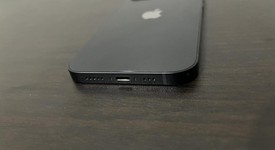 Good
													Apple iPhone 12 - T-Mobile, Black, 64 GB, A2172, photo 4 of 5
