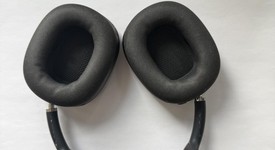 Used
													Apple AirPods Max - Gray, photo 1 of 3