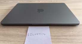 Good
													MacBook Air 2022 - 13" - Apple M2, Gray, 256 GB, 16 GB, photo 5 of 9