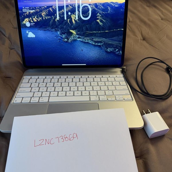 Apple iPad Pro 13 inch (M4) 2024 - Verizon, 256 GB, Black, 8 GB, A2926, Standard Glass