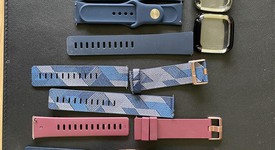 Good
													Fitbit Versa 2 - Gold, Special Edition, photo 4 of 7