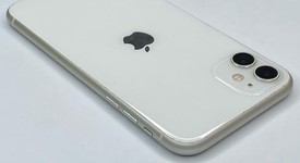 Fair
													Apple iPhone 11 - AT&T, White, 128 GB, A2111, photo 5 of 6