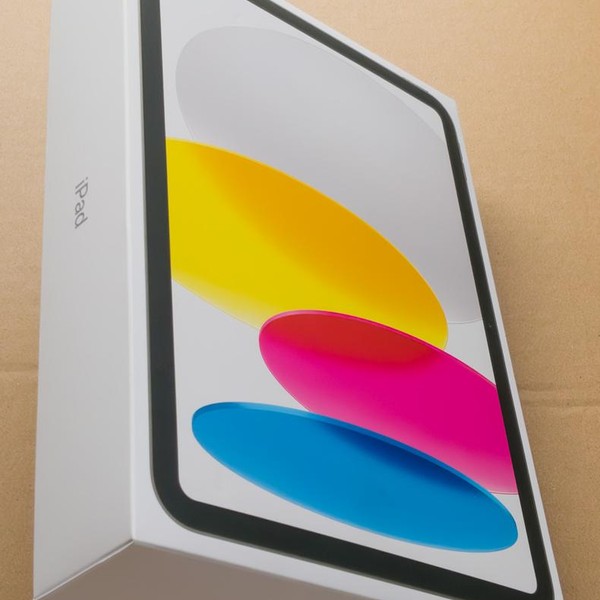 Apple iPad 11th Gen - Wi-Fi, 128 GB, Silver, A3354