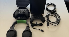 Mint
													Xbox Series X (2020) - Black, 1 TB, standard, photo 4 of 8