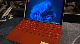 Good
													Microsoft Surface Go 3 - Wi-Fi, I3, Platinum, 128 GB, 8 GB, photo 1 of 5