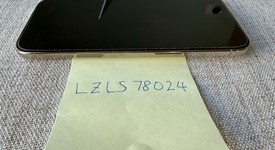 Mint
													Apple iPhone Air - Unlocked, Light Gold, 256 GB, A3260, photo 4 of 6