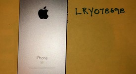 Good
													Apple iPhone SE 1st Gen 2016 - AT&T, Grey, 64 GB, A1662, photo 5 of 8