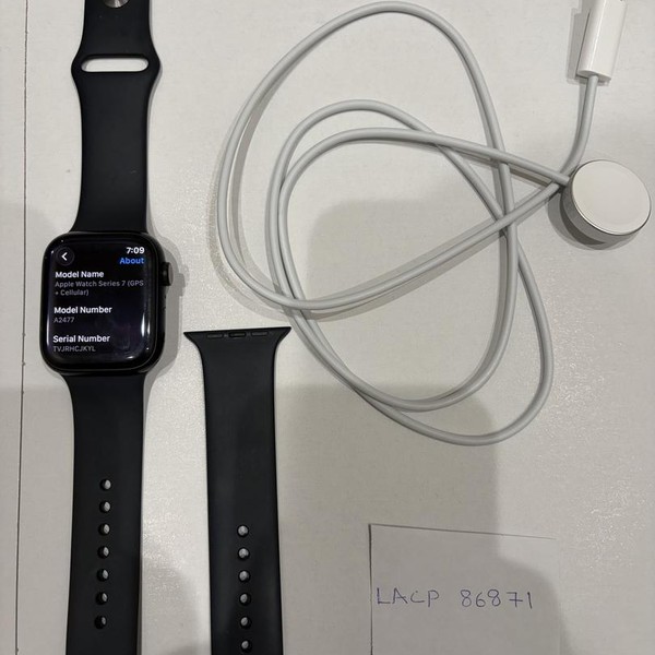 Apple Watch Series 7 45mm - Unlocked, Midnight, A2477 - Cellular, Aluminum