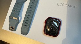 Mint
													Apple Watch Series 8 45mm - Red, A2771 - GPS, Aluminum, photo 2 of 11
