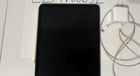 Mint
													Apple iPad Air 5th Gen - Wi-Fi, Gray, 64 GB, A2588, photo 2 of 4