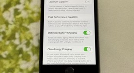 Good
													Apple iPhone SE 2nd Gen 2020 - Unlocked, Black, 64 GB, A2275, photo 3 of 4