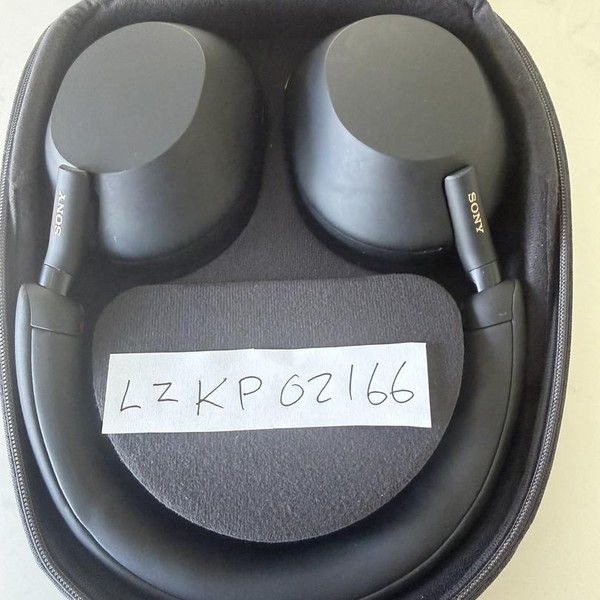 Sony WH-1000XM5 - Black