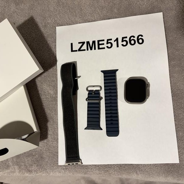 Apple Watch Ultra 2 49mm - Unlocked, Natural, A2986