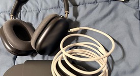 Used
													Apple AirPods Max USB-C - Midnight, photo 2 of 7