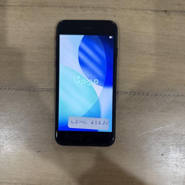 Apple iPhone SE 3rd Gen 2022 - Unlocked, 64 GB, Midnight, A2595