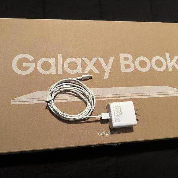 Samsung Galaxy Book3 360 - 512 GB, Graphite, 16 GB, Intel Core i7, 15.6 inch