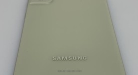 Mint
													Samsung Galaxy S21 FE 5G - AT&T, Olive, 128 GB, 6 GB, SM-G990U, photo 3 of 6