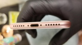 Fair
													Apple iPhone 7 - AT&T, Rose Gold, 128 GB, A1660, photo 2 of 16