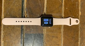 Good
													Apple Watch Series 3 38mm - Gold, A1858, Aluminum - GPS, photo 2 of 10