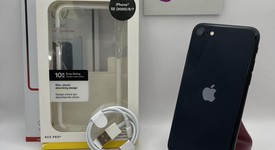 Mint
													Apple iPhone SE 3rd Gen 2022 - Unlocked, Midnight, 64 GB, A2595, photo 1 of 5