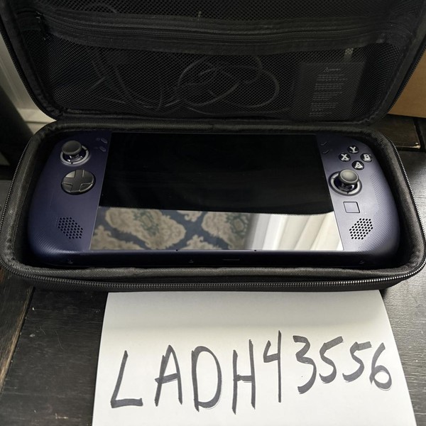 Lenovo Legion Go S - 1 TB, Black, 32 GB, AMD Ryzen Z1 Extreme