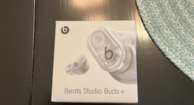 Used
													Beats Studio Buds - White, photo 2 of 8