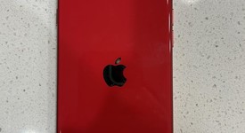 Good
													Apple iPhone SE 2nd Gen 2020 - Unlocked, Red, 64 GB, A2275, photo 4 of 11