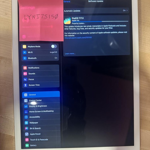 Apple iPad Pro 12.9 inch 2nd Gen 2017 - Wi-Fi, 64 GB, Gold