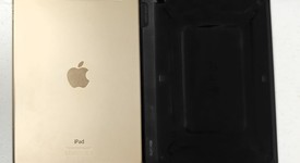 Good
													Apple iPad Air 2 - Unlocked, Gold, 128 GB, photo 3 of 6