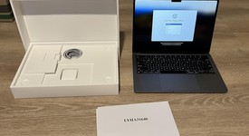 Mint
													MacBook Air 2022 - 13" - Apple M2, Gray, 512 GB, 8 GB, photo 1 of 9