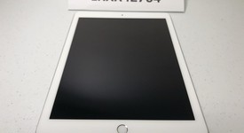 Good
													Apple iPad 5th Gen - Wi-Fi, Silver, 32 GB, A1822, photo 2 of 11