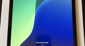 Good
													Apple iPad 9th Gen - Unlocked, Gray, 64 GB, A2603, photo 1 of 13