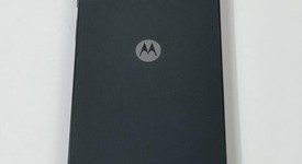 Mint
													Moto G 5G (2025) - TracFone, Gray, 64 GB, photo 3 of 7
