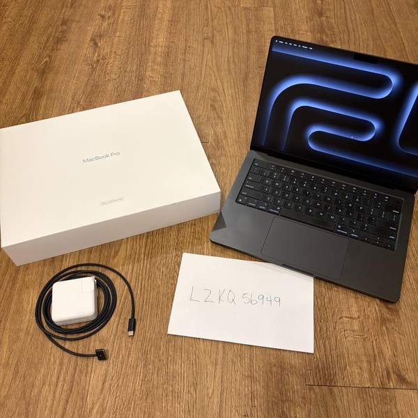 MacBook Pro Late 2023 (M3) - 14 inch - 512 GB, Black, 18 GB, Apple M3 Pro 11-core, 14-core GPU