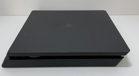 Mint
													PlayStation 4 Slim - Black, 1 TB, photo 2 of 5