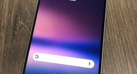 Fair
													LG V30 - Verizon, Silver, 64 GB, VS996, photo 1 of 5
