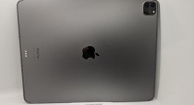 Good
													Apple iPad Pro 12.9" 6th Gen 2022 - Unlocked, Gray, 128 GB, photo 2 of 2