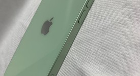 Fair
													Apple iPhone 12 - AT&T, Green, 64 GB, A2172, photo 4 of 4