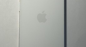 Mint
													Apple iPhone 16 - Unlocked, White, 128 GB, A3081, photo 5 of 8