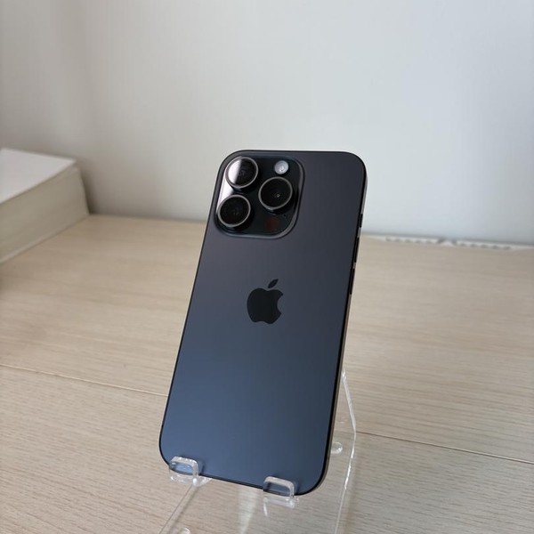 Apple iPhone 15 Pro - Unlocked, 128 GB, Black, A2848