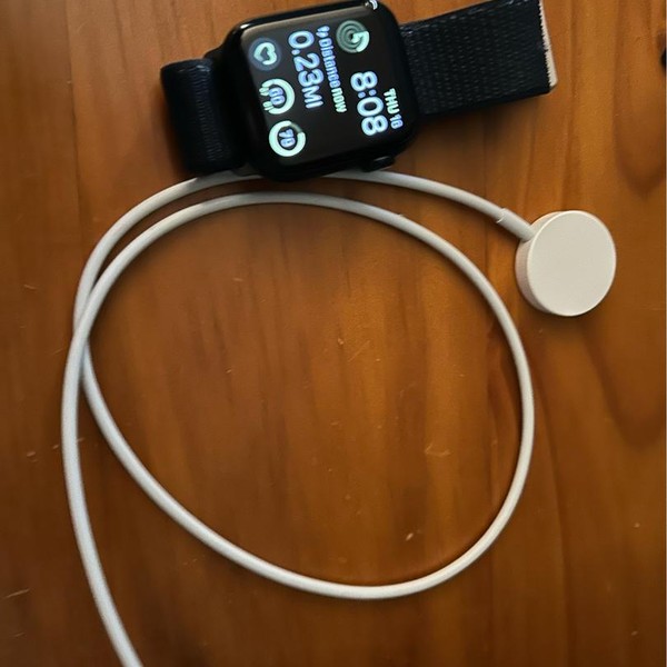 Apple Watch SE (2nd Gen) 40mm - Midnight, A2722 - GPS, Aluminum