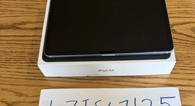 Mint
													Apple iPad Air 11" (M2) 2024 - Unlocked, Blue, 256 GB, A2903, photo 2 of 9