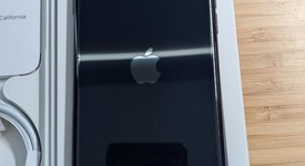 Mint
													Apple iPhone SE 3rd Gen 2022 - Unlocked, Midnight, 64 GB, A2595, photo 4 of 6
