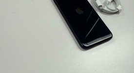 Mint
													Apple iPhone SE 3rd Gen 2022 - Unlocked, Midnight, 64 GB, A2595, photo 2 of 7