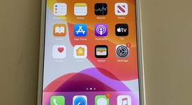Good
													Apple iPhone 7 Plus - AT&T, Gold, 32 GB, 3 GB, A1661, photo 1 of 6