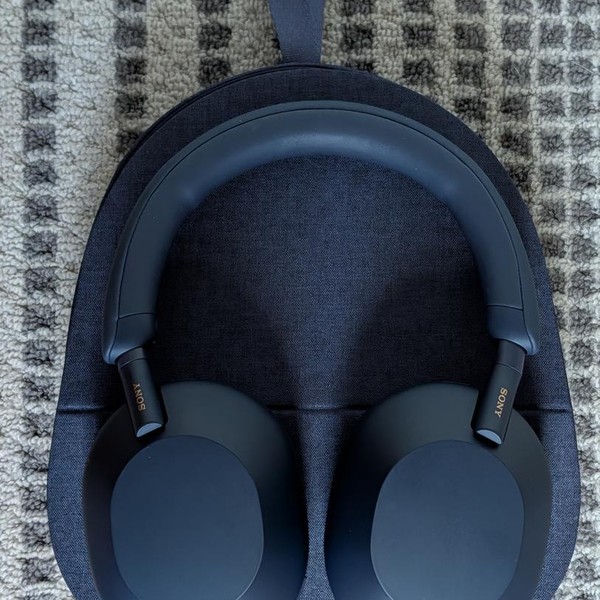 Sony WH-1000XM5 - Navy Blue