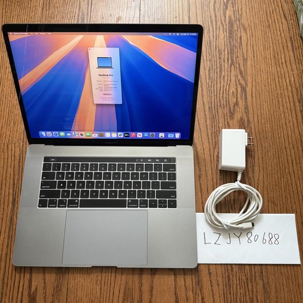 MacBook Pro 2018 (With Touch Bar) - 15 inch - I7, Gray, 512 GB, 16 GB